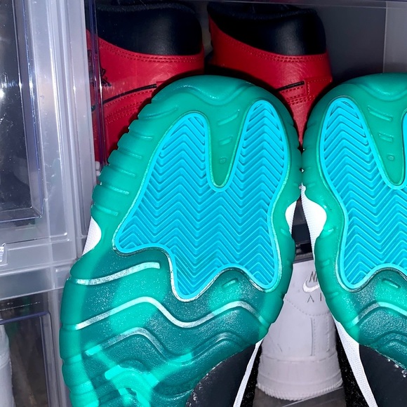 Jordan Future Low - Picture 8 of 11